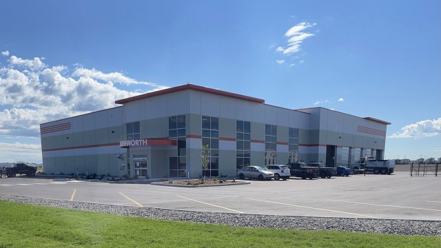 GreatWest Kenworth opens new parts and service dealership in Balzac, Alberta