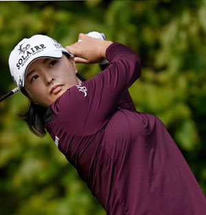 Golfer Ko Jin-young Barely Holds onto World No. 1 Spot