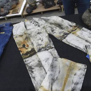 Pricey pants from 1857 go for $177k, raise Levi’s Strauss questions
