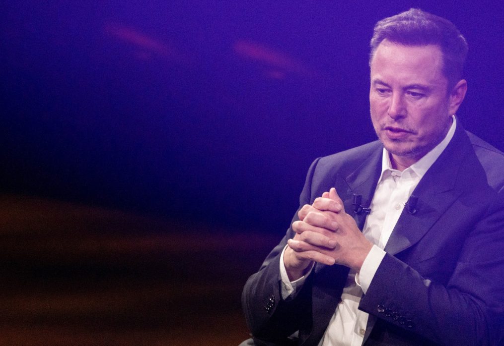 Ο Elon Musk αποδοκιμάστηκε σε eSports event στο Λος Άντζελες
