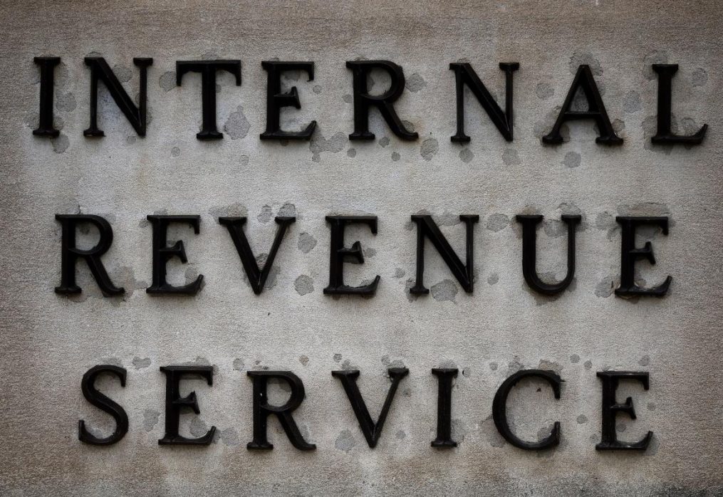IRS targets 1,600 millionaires who owe at least $250,000