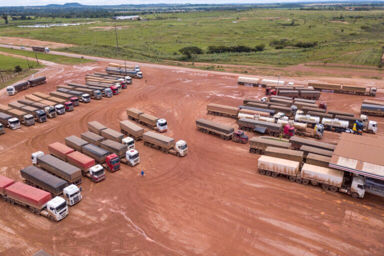 In the Amazon, global competition drives bulk transport systems