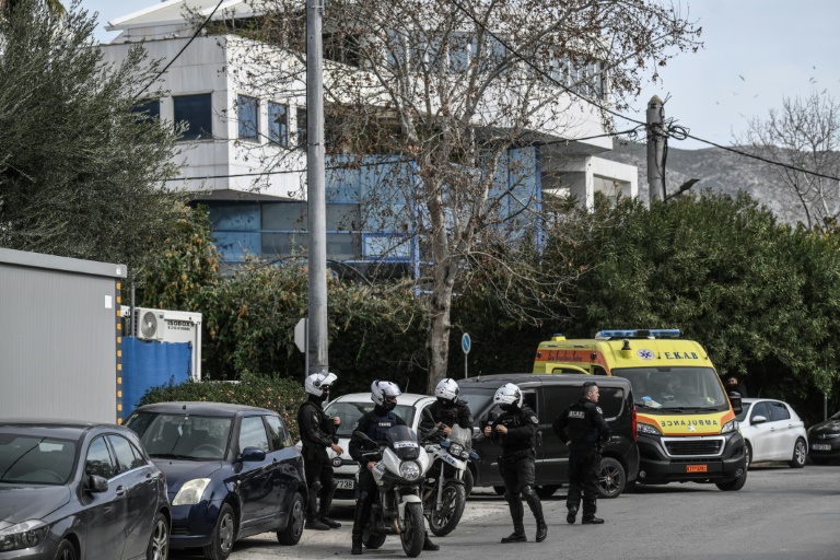 Gunman kills three at Greek shipping company