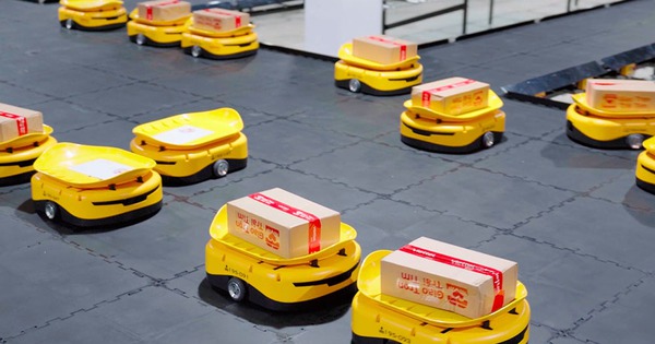 200 robot tự hành vừa được tuyển dụng tại Viettel Post có khiến Chủ tịch MWG Nguyễn Đức Tài thay đổi suy nghĩ “Logistics ở Việt Nam kém hiệu quả”?